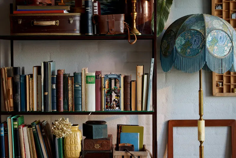 LEGO Sherlock Holmes Boekensteun 10351 Icons (Pre-Order: juni)