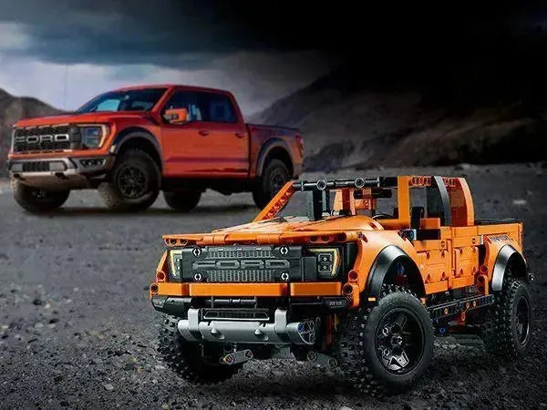 LEGO Ford Raptor F150 Pick Up Truck 42126 Technic