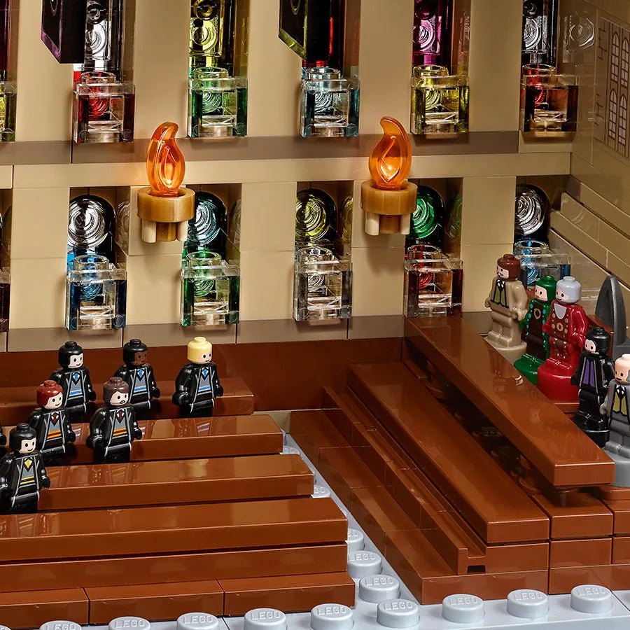 LEGO Het Kasteel Zweinstein met 6.000 stenen 71043 Harry Potter