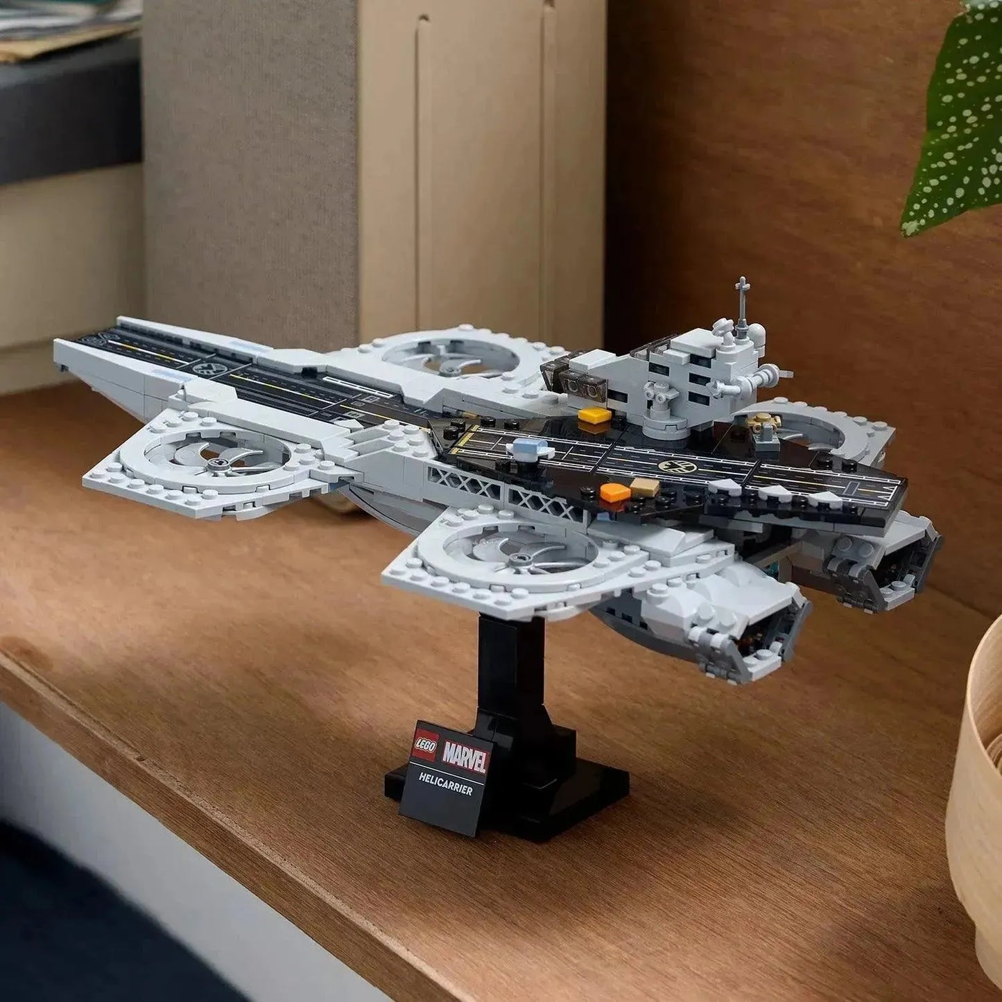 LEGO De Avengers Helicarrier 76295 Superheroes
