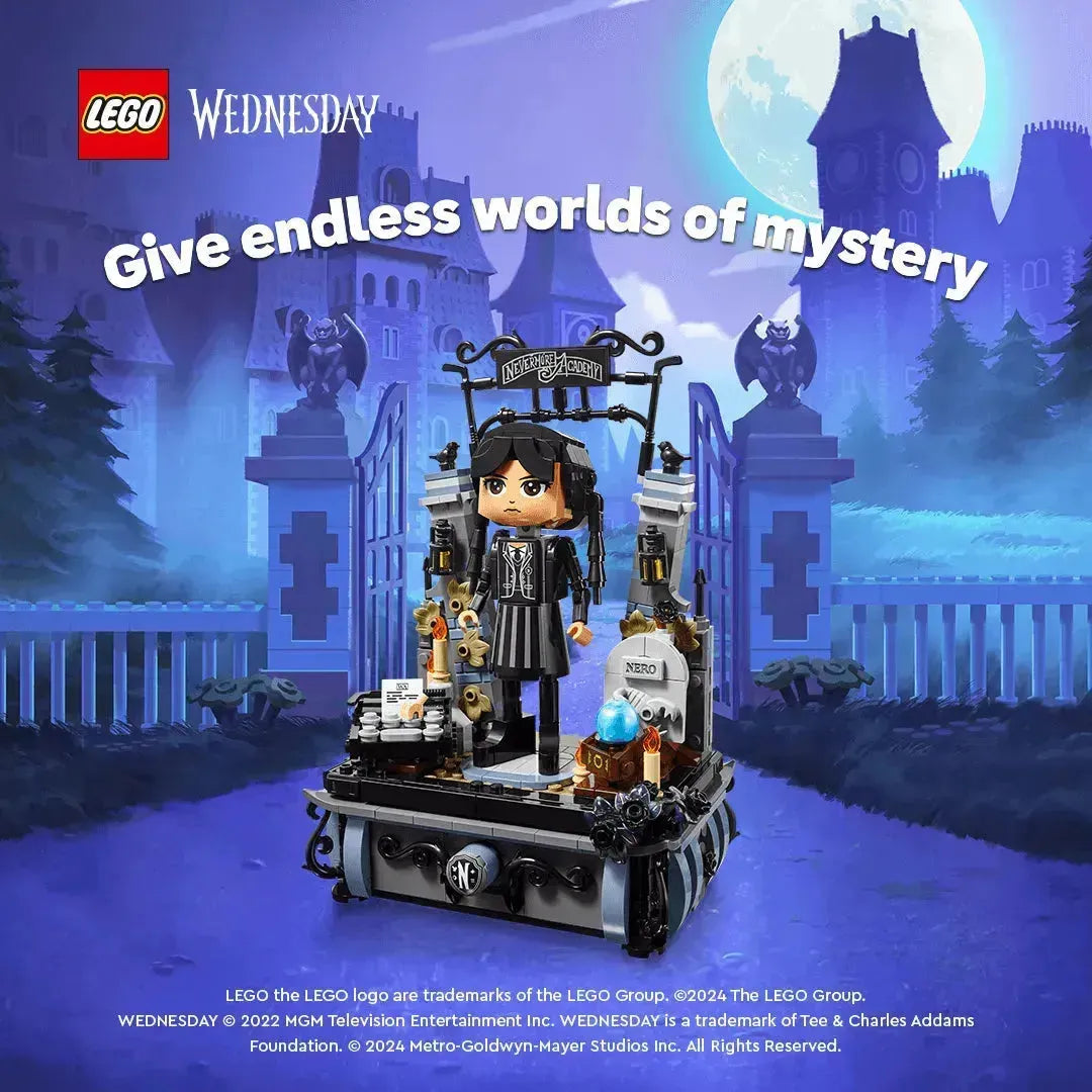 LEGO Wednesday Addams figuur 76780 Wednesday